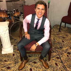 Meet your Posher, Ronald